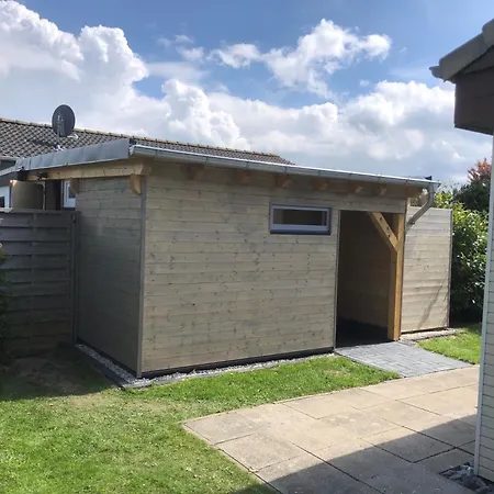 Дом отдыха Mina Warwerort